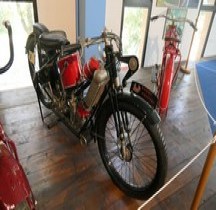 Scott Motorcycle Company 1927 Supersquirel Modène Museo Maserati