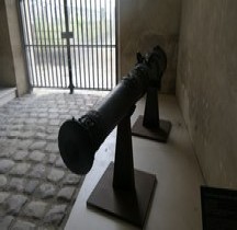 1630 Canon 8  Armes Richelieu Paris Invalides