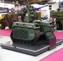 Estonie Milrem Robotic Themis Tracked Hybrid Modular Infantry System Eurosatory 2024