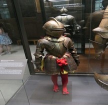 1560  Armure Enfant Paris Invalides